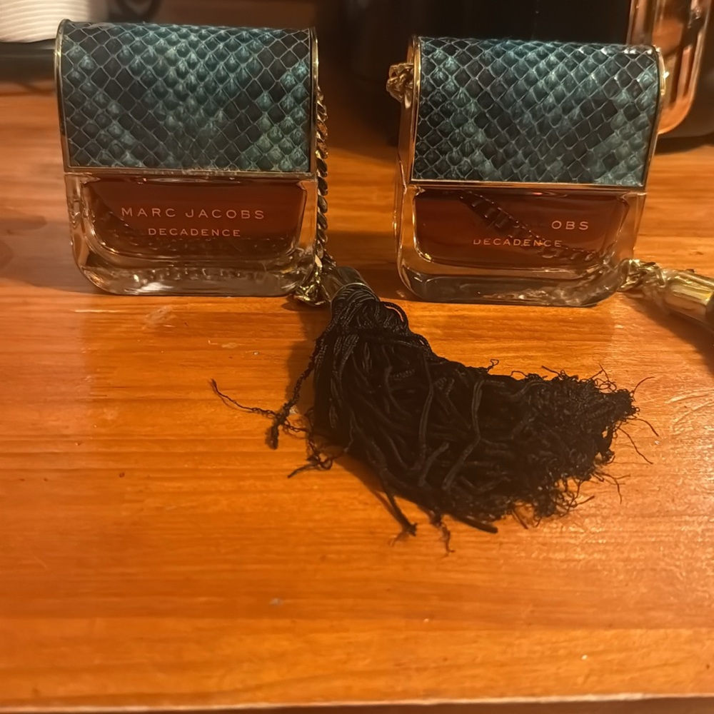 Marc Jacobs Decadence with Blue and Gold Accents